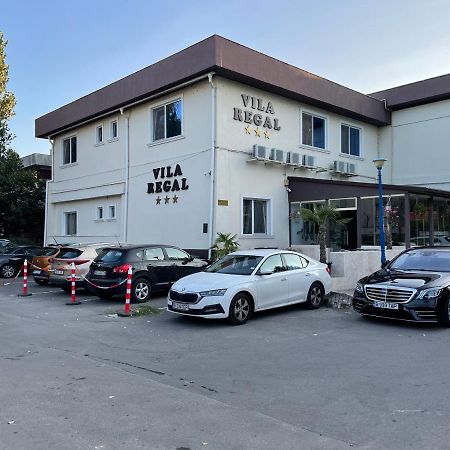 Vila Regal Mamaia Hotel Exterior photo